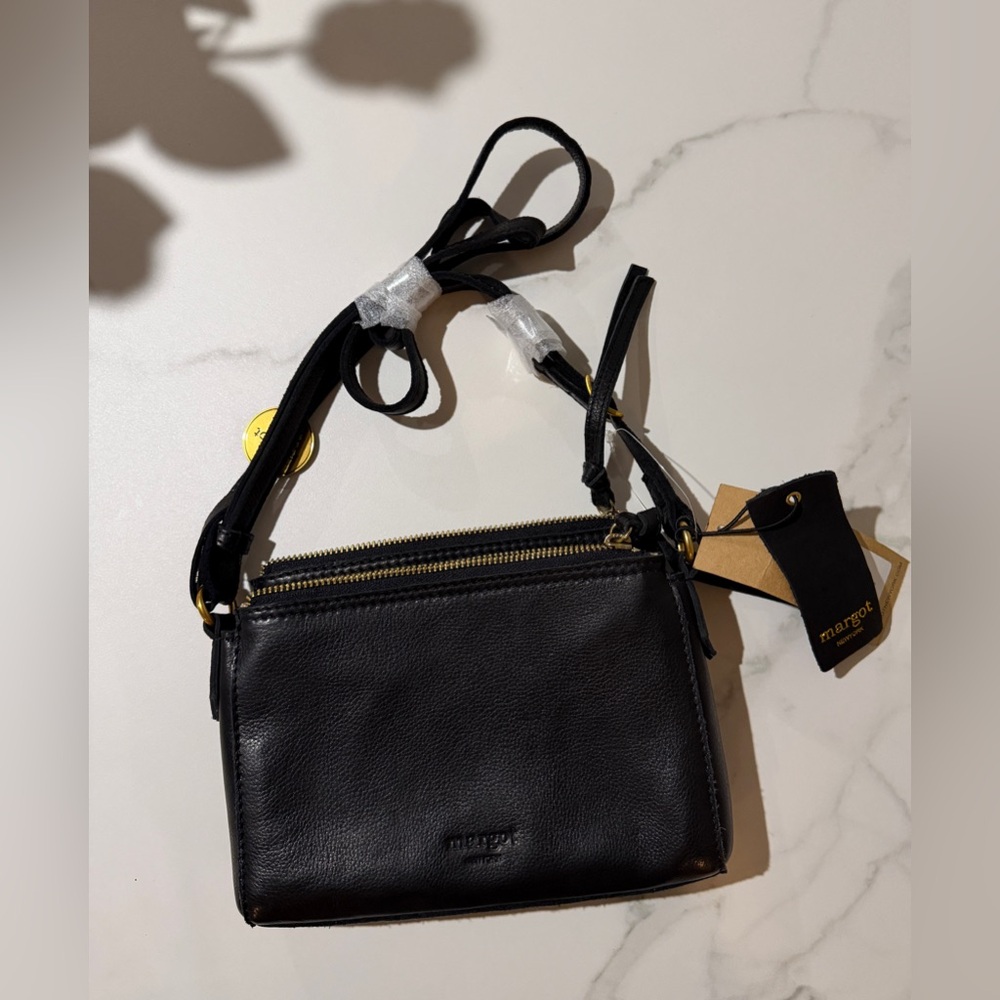 margot
NEW YORK Large Jules Accordian in Black